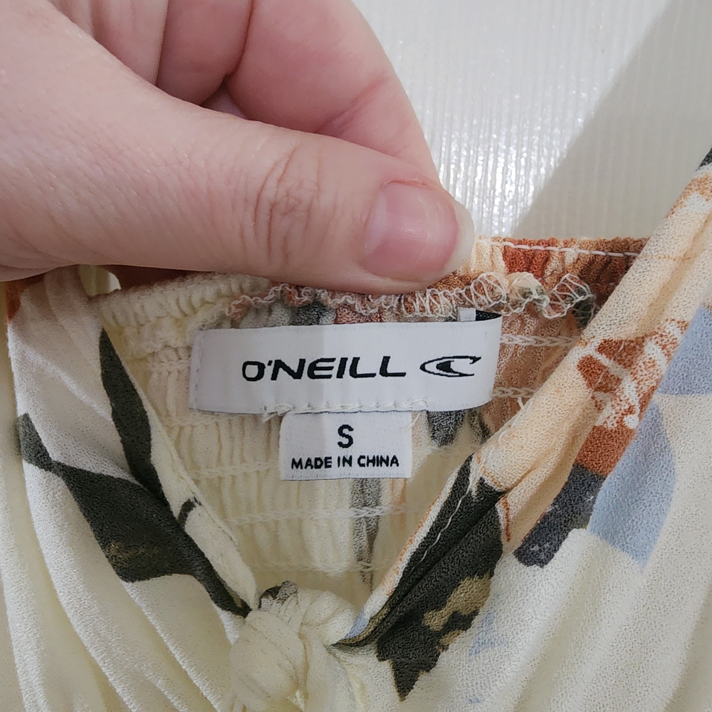 O’Neill Floral Romper | Size Small | Boho Beachy - Picture 10 of 11